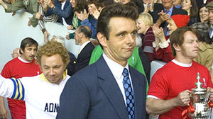 Michael Sheen yn The Damned United
