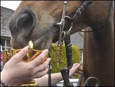 Imperial Commander homecoming (Photo: Ben Birchall / PA wire)