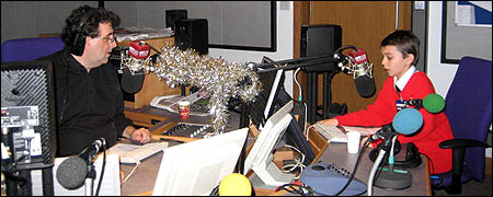 Eamonn gets blogging lessons from David