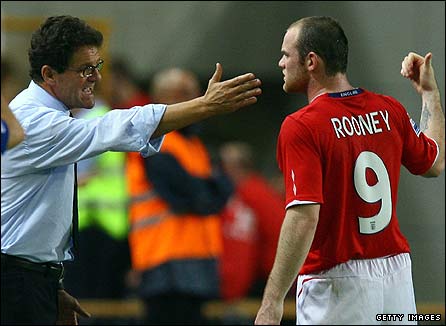 Capello makes a point to Rooney