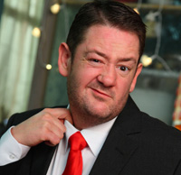 Ideal - Moz in a suit?!