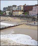 Cromer's sandy beach by Martin Pearce