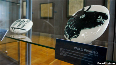 A Picasso plate in Tashkent