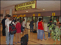 Inmigración (Foto: Raquel Pérez)