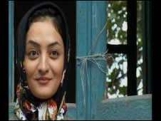 زینب در نمایی از فیلم " یا همه یا هیچ" ساخته ابراهیم اصغری