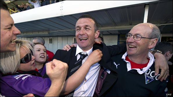Jim McIntyre (centre) follows in the footsteps of some very successful Dunfermline bosses