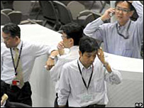 Tokyo stock exchange dealers 10 Oct