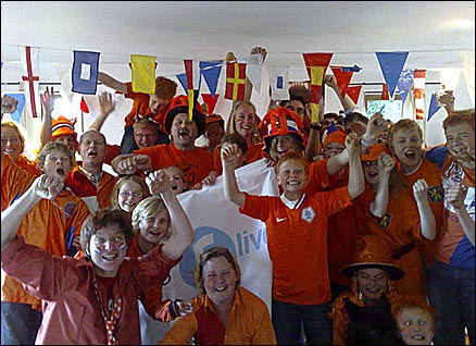 dutchfans438.jpg