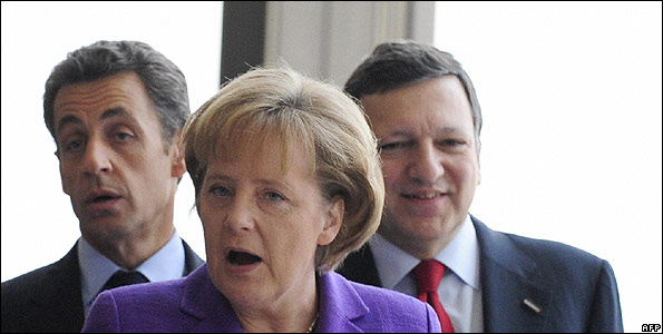 French President Nicolas Sarkozy (left), German Chancellor Angela Merkel (centre) and EU Commission President Jose Manuel Barroso