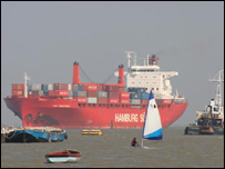 Leisure & commercial activities living together.