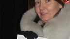 Пикетчица с прлакатом "Свободу Таисии Осиповой"
