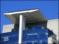 Bãi đáp trực thăng trên một cao ốc