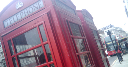 telefonosrojos.jpg