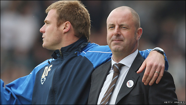 David Flitcroft (left) and Keith Hill are overseeing happy times at Rochdale