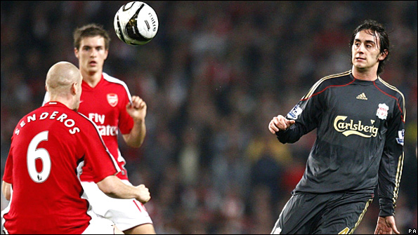 Alberto Aquilani and Philippe Senderos