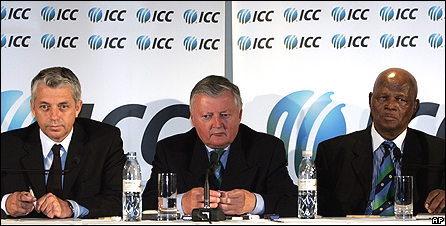 Dave Richardson, acting chief executive of ICC, David Morgan ICC President elect, and ICC President Ray Mali