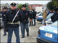 poliţia din Napoli