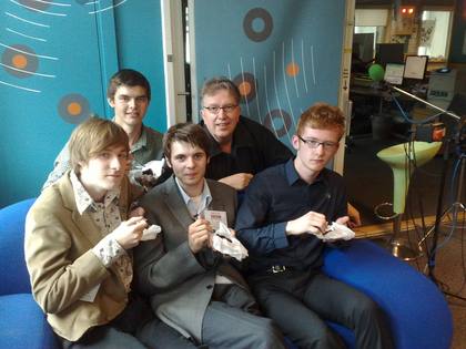 Doyle and the Fourfathers kindly share bassist Michael's birthday cake with us in the Hub!!