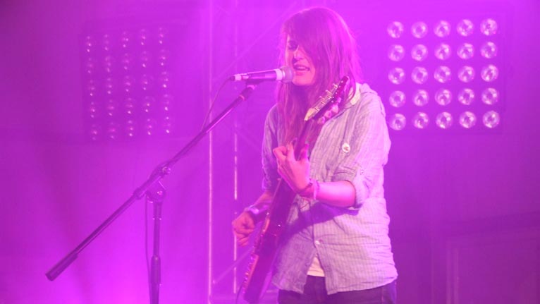 Nos Lun yn yr Eisteddfod - Brwydr y Bandiau