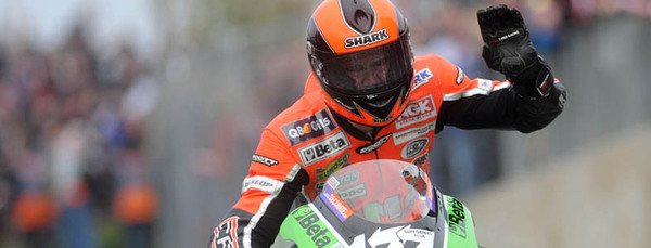Ryan Farquhar celebrates a win at the Cookstown 100 in 2010 © Pacemaker Press Intl