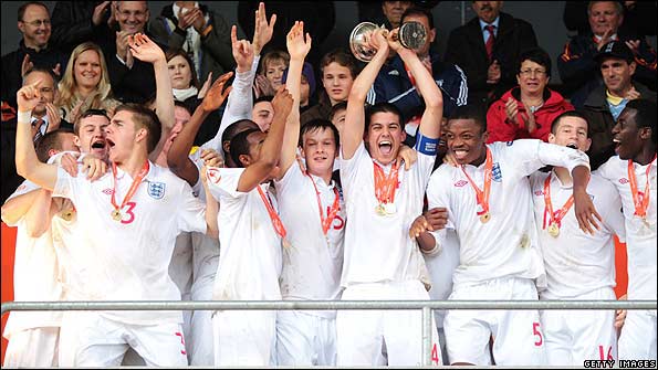 England celebrate victory
