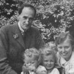Herbert & Grace Woolley with Edmund & Faith, summer 1940