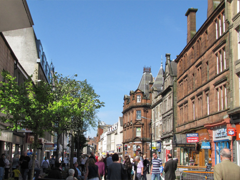 Colour view looking west along a busy, pedestrianised section of Perth High Street.