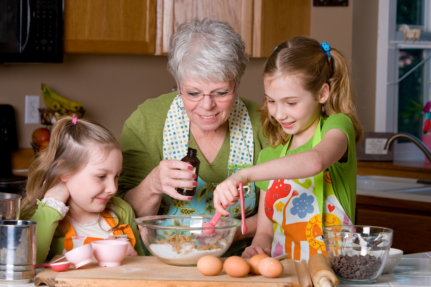 measuring ingredients from grandma's recipe @ Mat Hayward - Fotolia.com