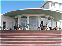 The Rotunda bar, photograph courtesy Ian Thompson