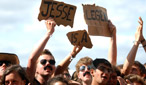 Reading Saturday's Crowd