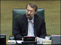 علی لاریجانی پس از انتخاب به ریاست موقت- عکس از خبرگزاری فارس