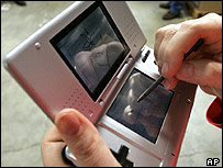 ٹیکنالوجی میں تیزرفتاری سے تبدیلیاں ہورہی ہیں