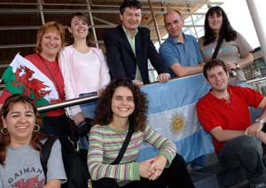 Y myfyrwyr gydag Alun Pugh