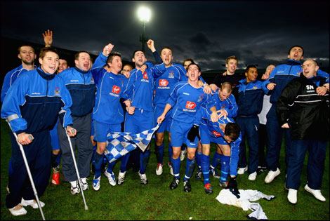 Front: Chasetown celebrate 2/12/07