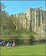 View of Warwick Castle 