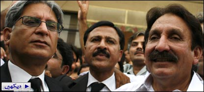 دیکھیئے