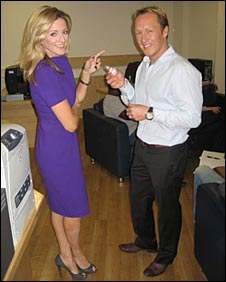 Gabby Logan chats to Lee Dixon