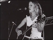 Rachel Clutterbuck (aka Rachel By The Stream)