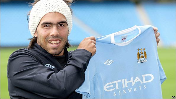 Tevez moves across to the blue side of Manchester