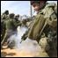 Militares israelenses em confronto com palestinos