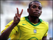 Robinho comemora gol contra o Japão na Copa das Confederações