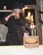 Gavin Skerrit yn perfformio 