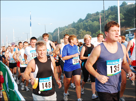 Start of the full Jersey Marathon 2007