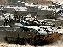 İsrail tankları Gazze sınırında