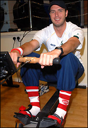 Paul Franks tries his hand at rowing