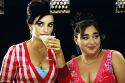 Penelope Cruz (left) in Volver