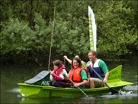 Crafty Craft Race (C) David Canning