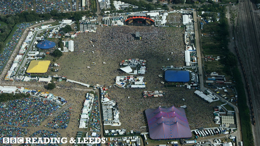Reading Saturday's Crowd
