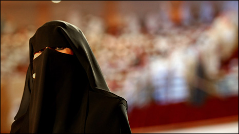 Hissa Hila on TV show Million's Poet