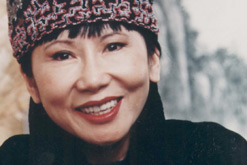 Amy Tan